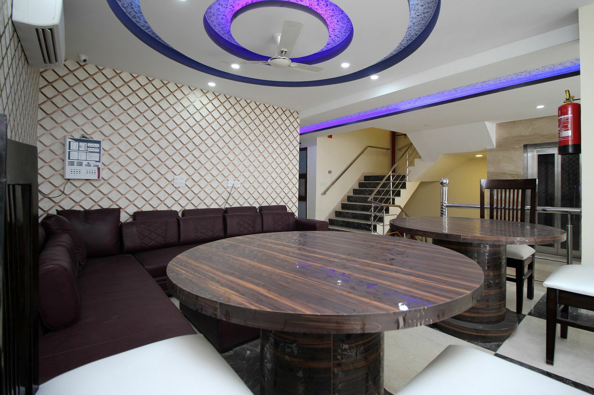 Airport Hotel Hsp 뉴델리 외부 사진